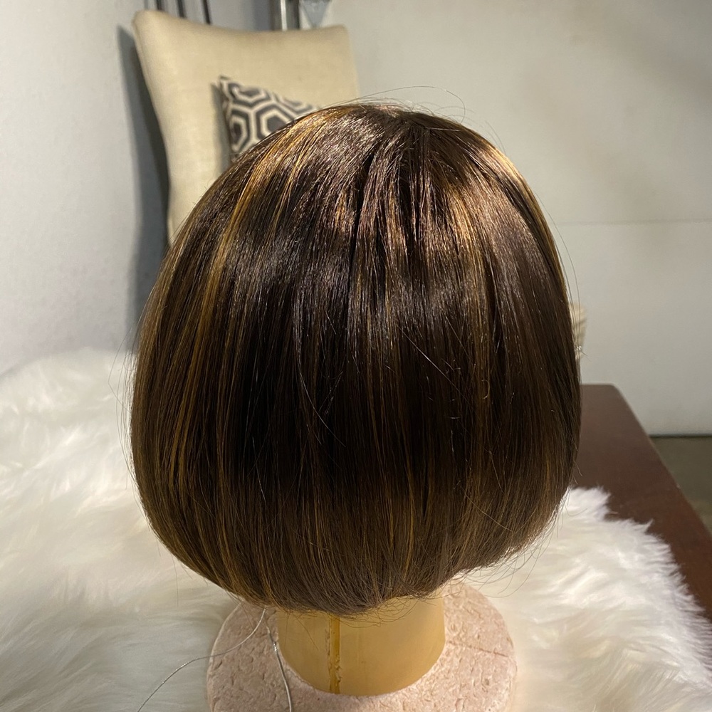 Wig - Picture 5 of 6